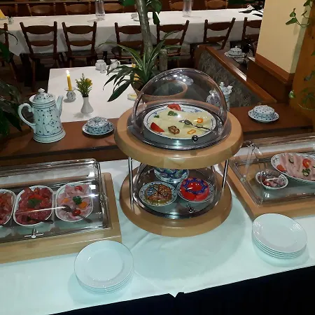Pensjonat Haus Scheuten 4*