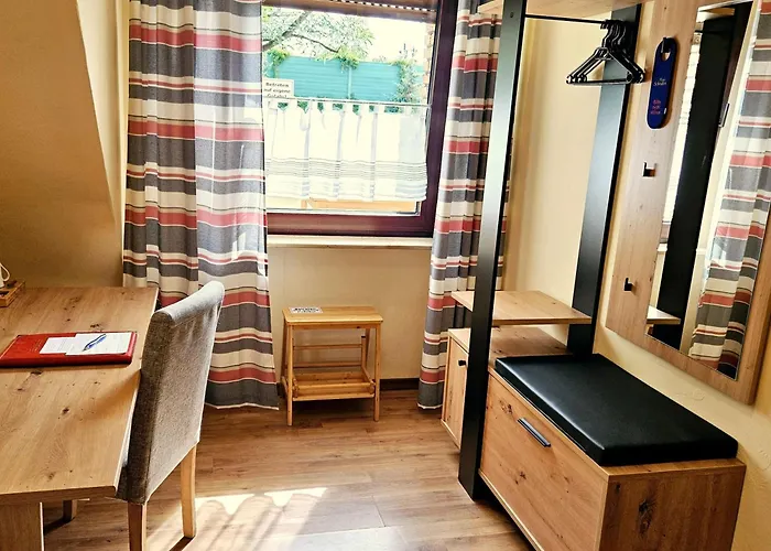 Haus Scheuten 4* دوسبرغ